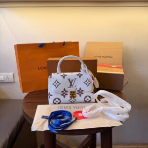 FIRST COPY LOUIS VUITTON MADELEINE MM BICOLOR HANDBAG